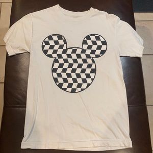 White Disney x NEFF Mickey Mouse logo shirt